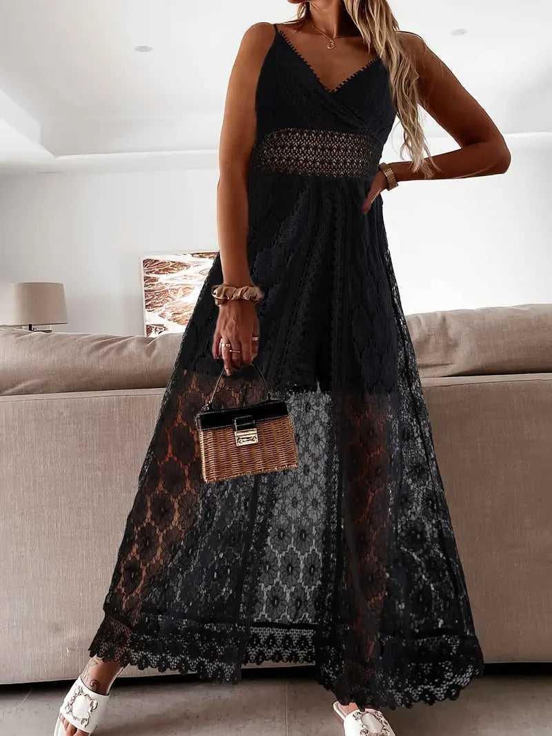 Nerina – Elegancki kombinezon z koronką