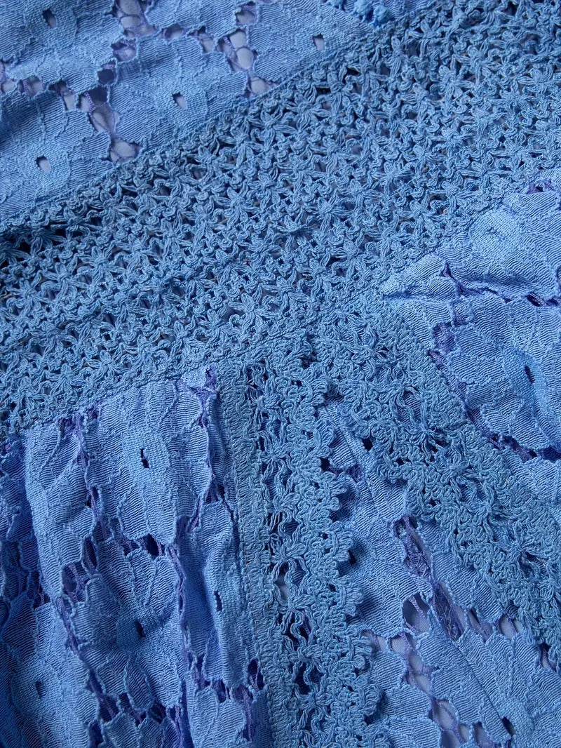 Nerina – Elegancki kombinezon z koronką