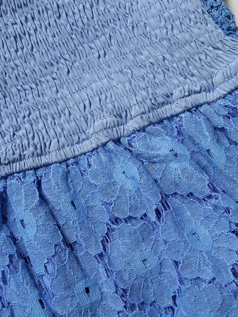 Nerina – Elegancki kombinezon z koronką