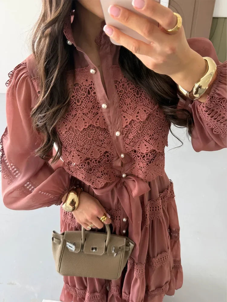 Veralina – Długa sukienka z haftem i warstwami