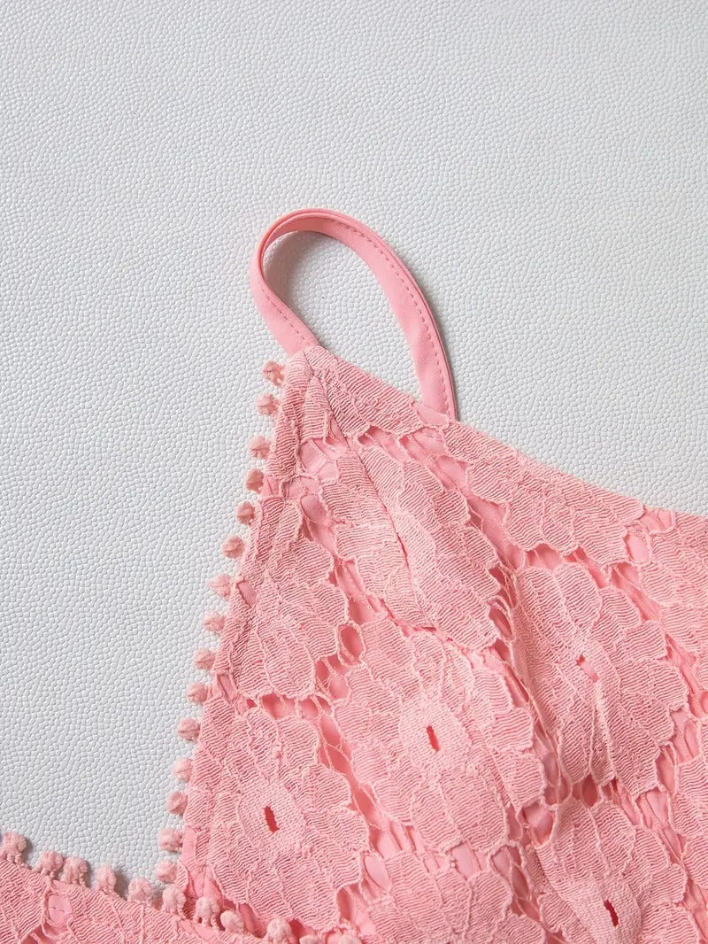 Nerina – Elegancki kombinezon z koronką