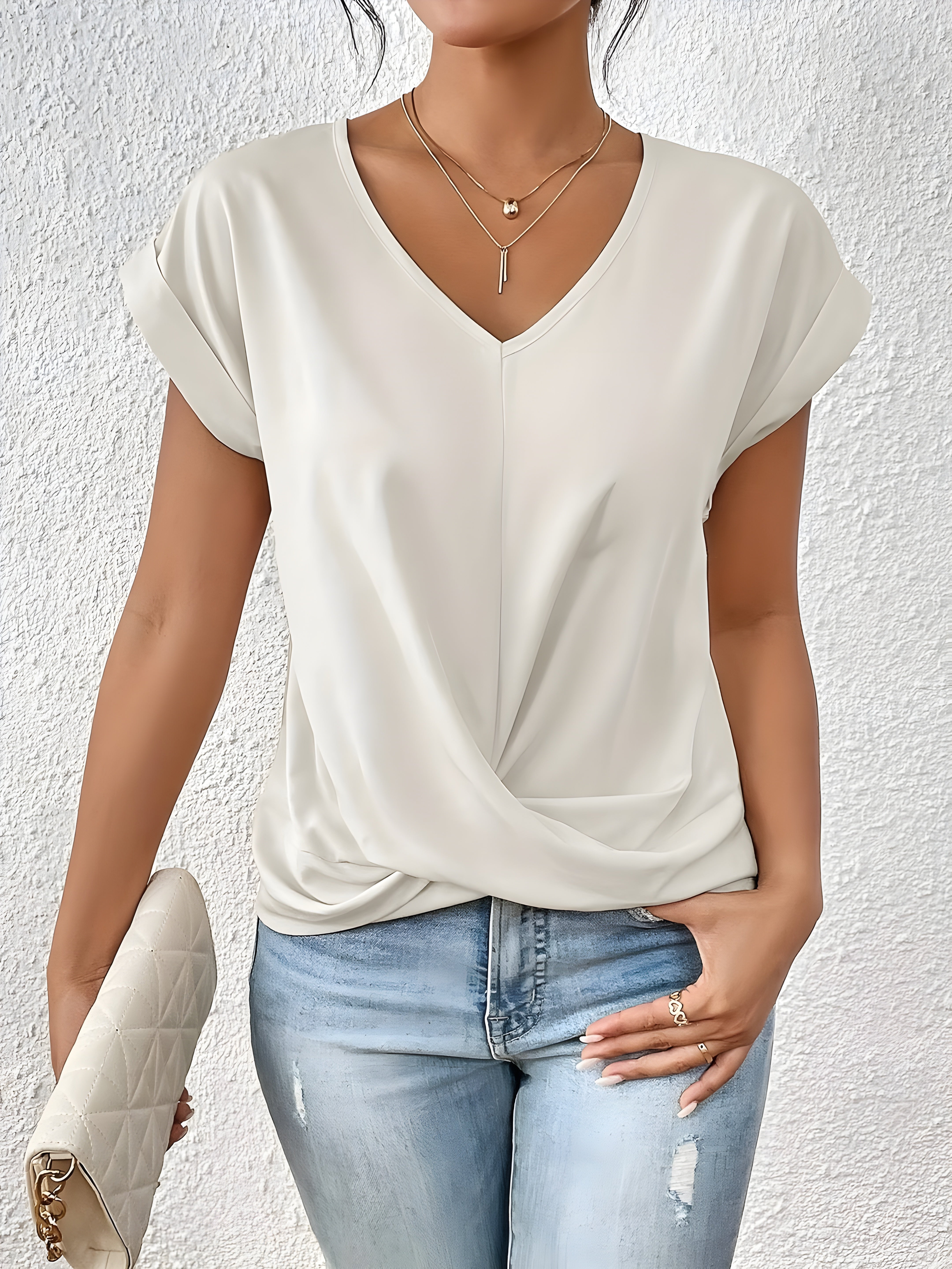 Ziva™ | Casual T-shirt z dekoltem w serek