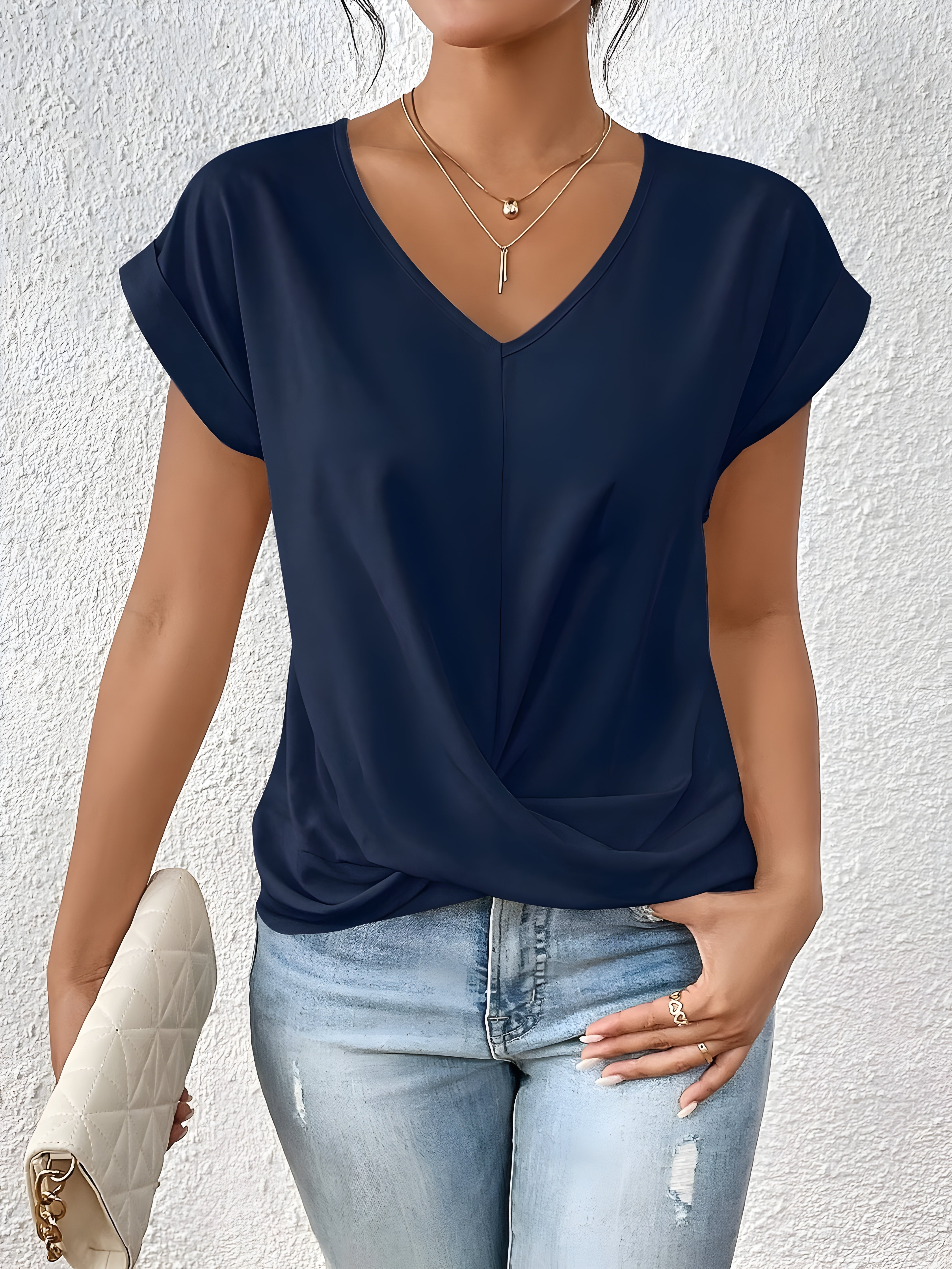 Ziva™ | Casual T-shirt z dekoltem w serek