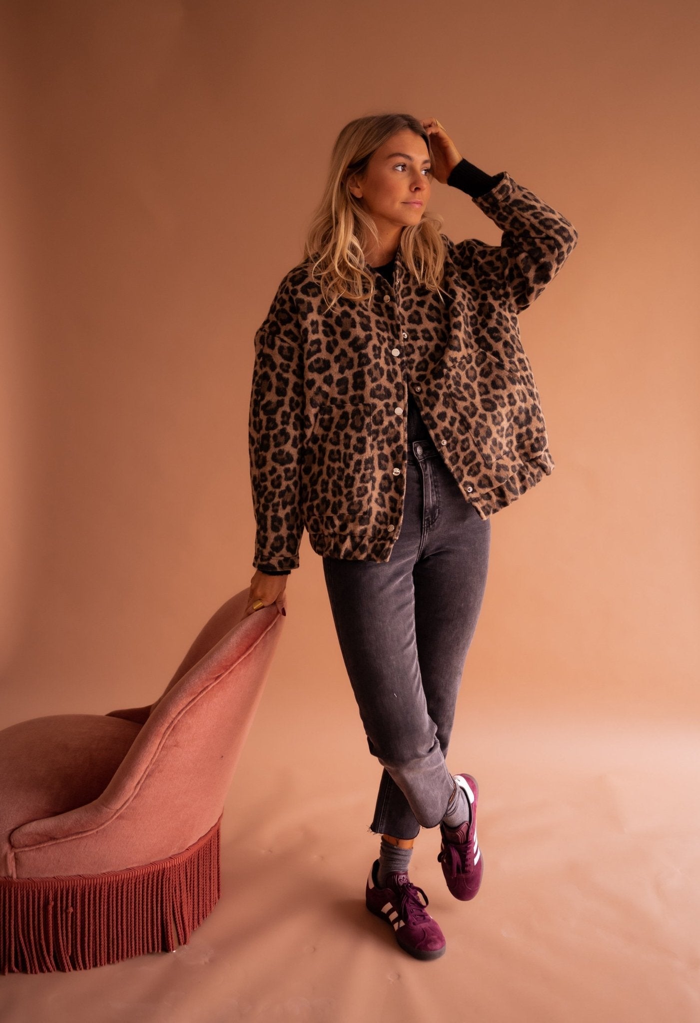 Mila™ | Modna Kurtka z Wzorem Lamparta